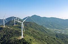 2.風(fēng)電行業(yè):高空攀爬監(jiān)管空白